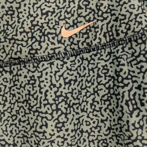 Nike Dri-Fit Leggings - Picture 4 of 5
